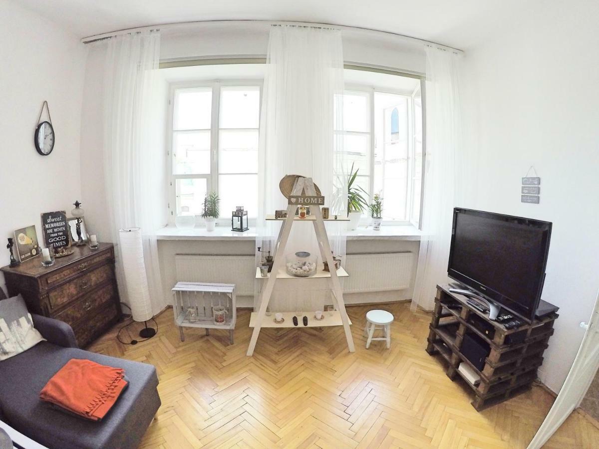 Old Town Heart Apartment วอร์ซอ ภายนอก รูปภาพ