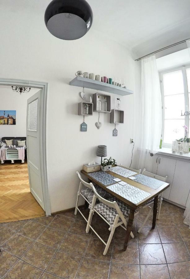 Old Town Heart Apartment วอร์ซอ ภายนอก รูปภาพ
