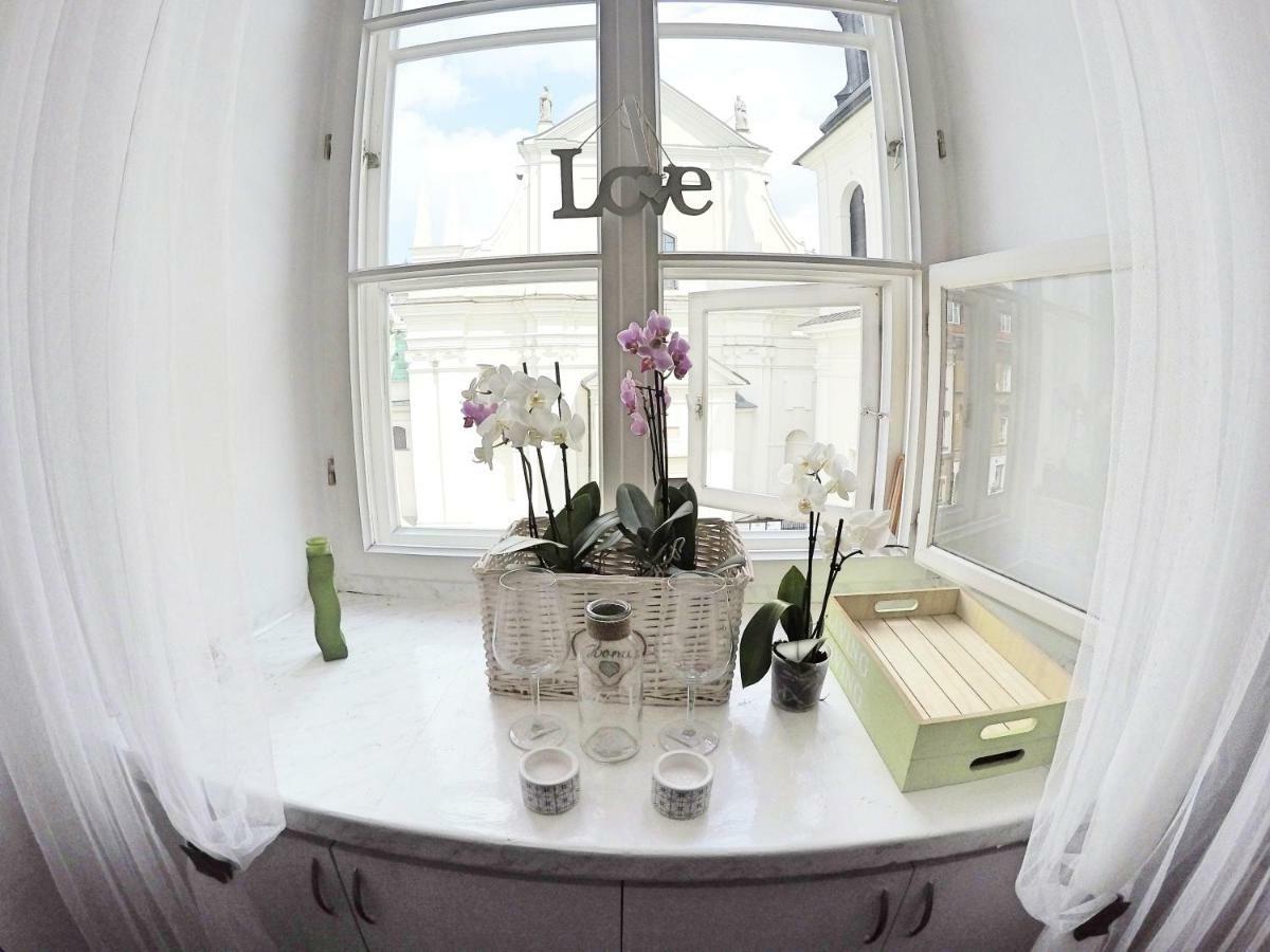 Old Town Heart Apartment วอร์ซอ ภายนอก รูปภาพ