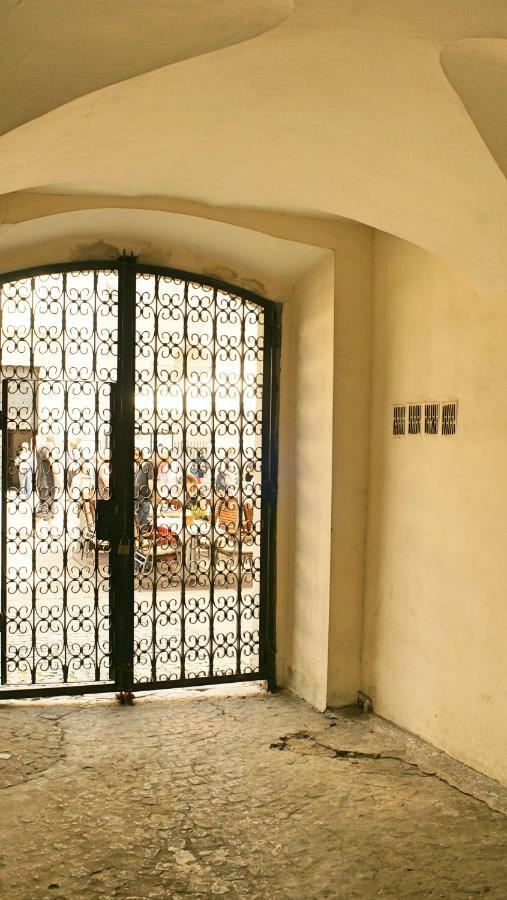 Old Town Heart Apartment วอร์ซอ ภายนอก รูปภาพ