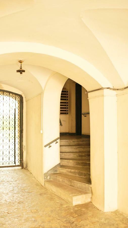 Old Town Heart Apartment วอร์ซอ ภายนอก รูปภาพ